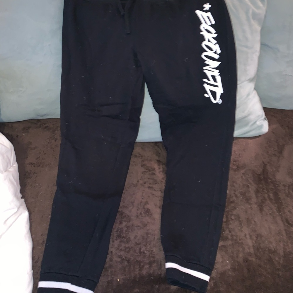Ecko unlimited joggers XL